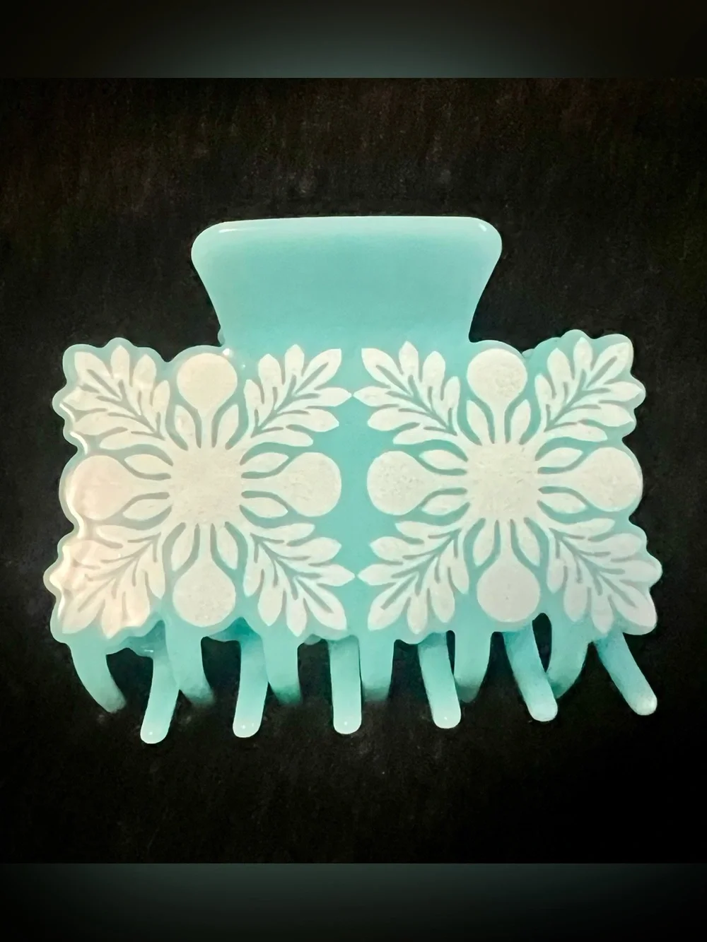 Blue Hawaiian Quilt Hair Claw Clip, Brand New